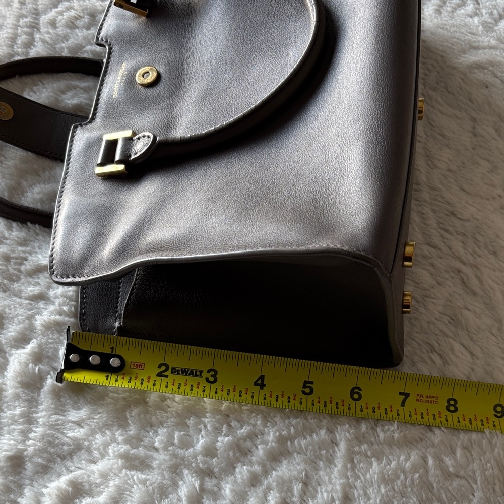 Saint Laurent Cabas Baby in Gray - Picture 12 of 16